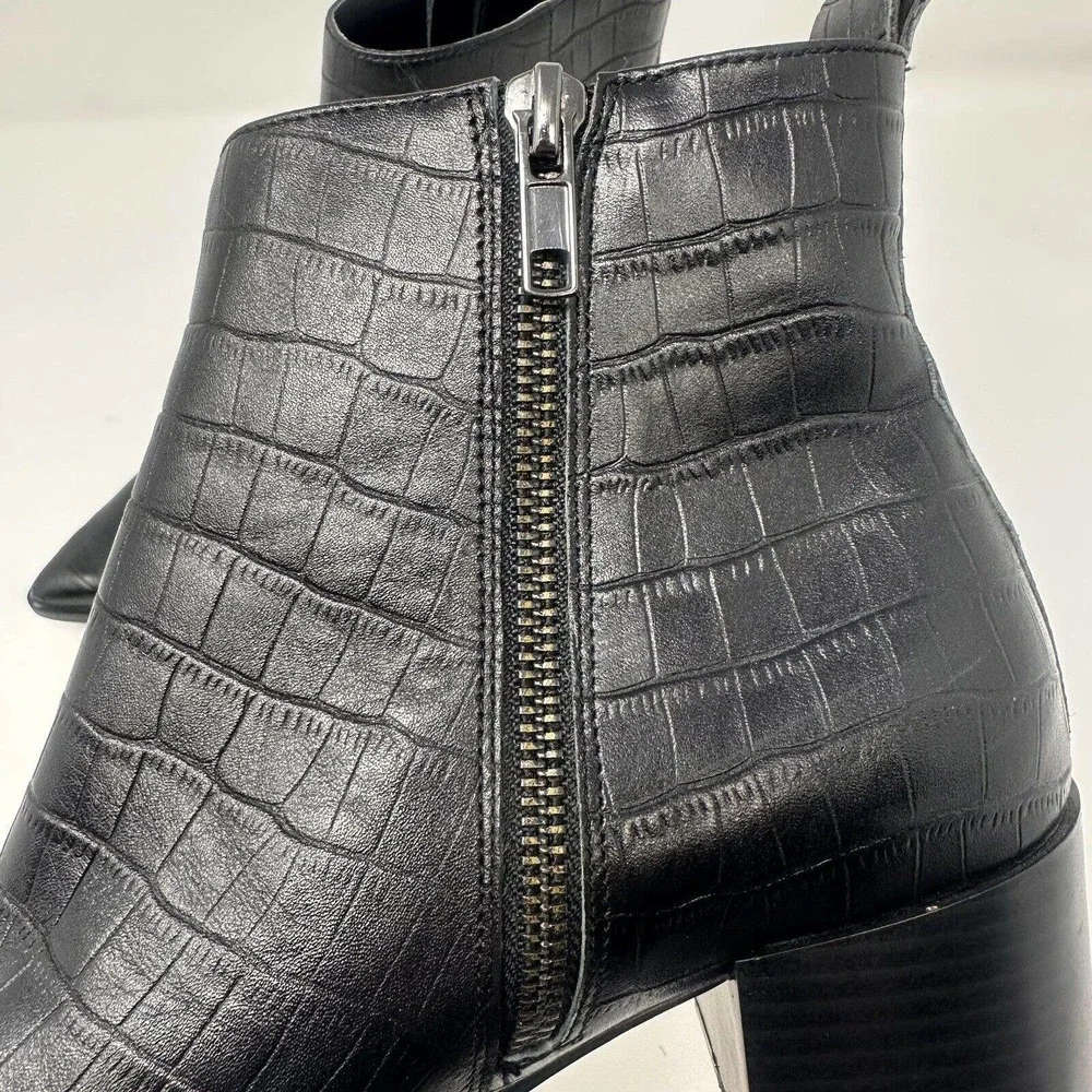 Saks Fifth Avenue Ankle Bootie Sz 7.5M Emerson Croc-embossed Leather Block Heel